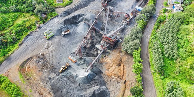 Maden Yönetmeliğinde Değişiklik Yapılmasına Dair Yönetmelik Maden Yönetmeliğinde Değişiklik Yapılmasına Dair Yönetmelik